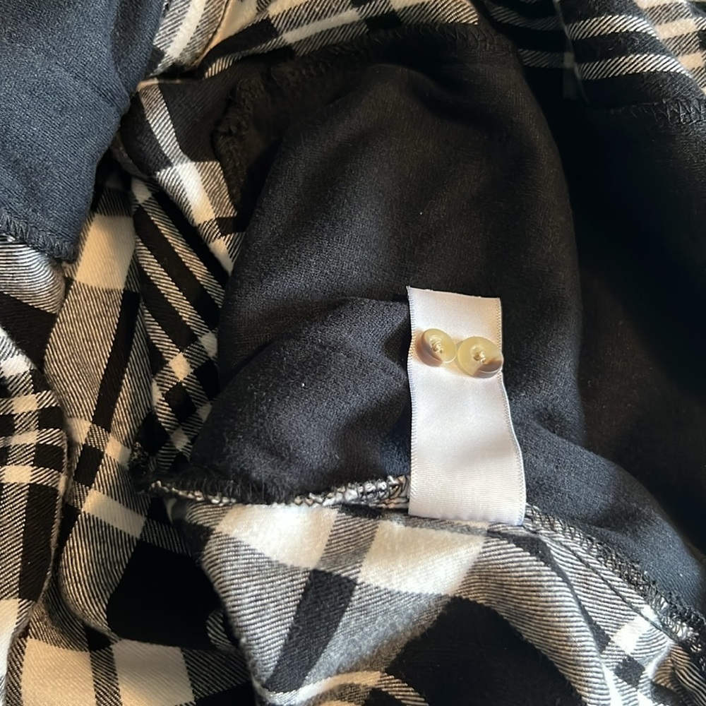 Jach's Girlfriend Plaid Soft Flannel Warm Shirt Black & White w/ Pockets Medium - Picture 14 of 14